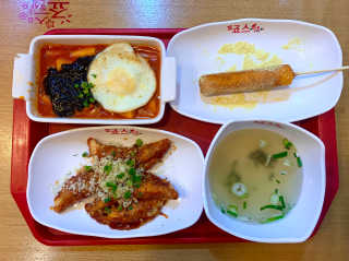 죠스떡볶이 [죠스푸드] 짜빠떡볶이+떡또그+범벅만두 신메뉴 3종 — 3점을 준 리뷰어가 2020년 5월 올린 사용 사진