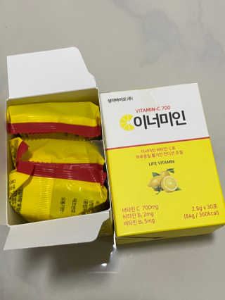 이너미인 VITAMIN-C 700 — 5점을 준 리뷰어가 2020년 8월 올린 사용 사진