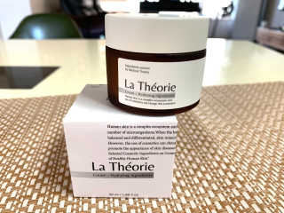La Theorie Hydrating Ingredients | 하이드레이팅 인그레이디언츠 — 5점을 준 리뷰어가 2020년 5월 올린 사용 사진