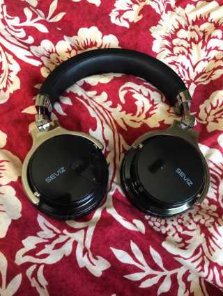 SEVIZ Bluetooth Headphones 10 3color — 5점을 준 리뷰어가 2020년 7월 올린 사용 사진