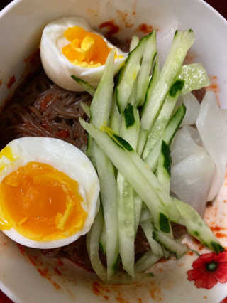 [해주냉면] 신천맛집 매운 비빔냉면 2인분 + 무절임 — 5점을 준 리뷰어가 2020년 5월 올린 사용 사진