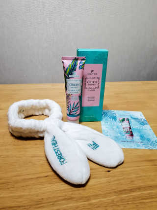포레스트힐 SS 그린 밸런스 클렌져 100ml + 헤어밴드 — 5점을 준 리뷰어가 2020년 5월 올린 사용 사진