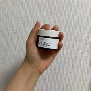La Theorie Hydrating Ingredients | 하이드레이팅 인그레이디언츠 — 4.5점을 준 리뷰어가 2020년 5월 올린 사용 사진