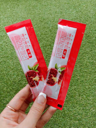 헬스업_쁘띠쁘띠석류콜라겐젤리_20g x 14포 — 5점을 준 리뷰어가 2020년 7월 올린 사용 사진