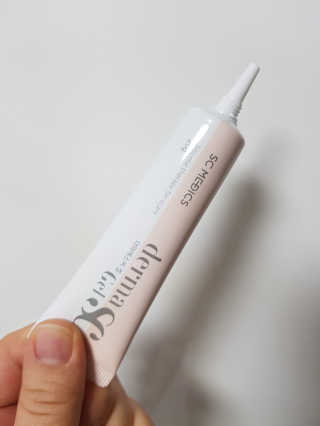 derma SC-Gel 더마에스씨 겔 20g — 4점을 준 리뷰어가 2020년 5월 올린 사용 사진