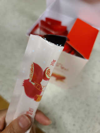 365더건강 에버뷰티 석류콜라겐 젤리 — 5점을 준 리뷰어가 2020년 7월 올린 사용 사진