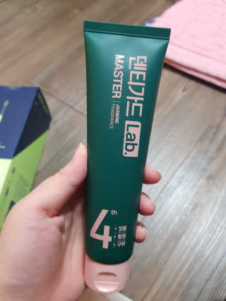 대웅제약 [덴티가드랩] 그립핏 칫솔 1세트 + 마스터 치약 1개 — 5점을 준 리뷰어가 2020년 7월 올린 사용 사진