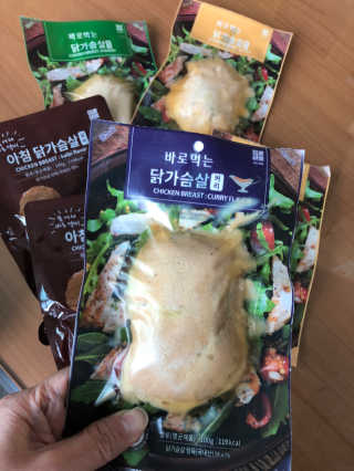 바로 먹는 아침 실온보관 닭가슴살 6종 — 4.5점을 준 리뷰어가 2020년 10월 올린 사용 사진