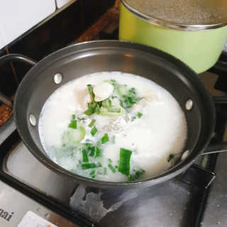 한촌몰 설렁탕집 가마솥 도가니탕 350g x 2팩 — 5점을 준 리뷰어가 2020년 8월 올린 사용 사진