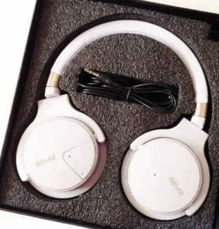 SEVIZ Bluetooth Headphones 10 3color — 5점을 준 리뷰어가 2020년 8월 올린 사용 사진