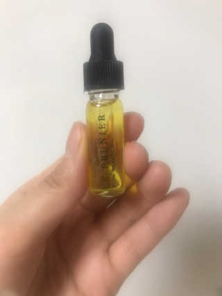 르 프루니에 플럼 뷰티 오일 디럭스 미니 3.7ml — 4점을 준 리뷰어가 2020년 5월 올린 사용 사진