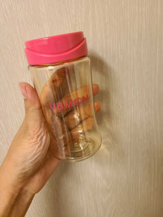 유비맘 PPSU 젖병 노꼭지_260ml_컬러 랜덤 발송 — 4점을 준 리뷰어가 2020년 11월 올린 사용 사진