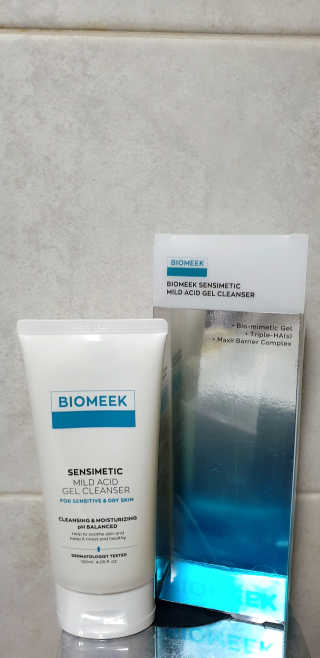 바이오믹 BIOMEEK SENSIMETIC MILD ACID CLEANSER — 5점을 준 리뷰어가 2020년 6월 올린 사용 사진