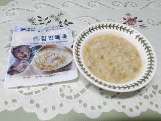 바다는다웰빙이다 완도사랑 전복죽 250g - 2팩 + 전복장조림 2팩 — 3점을 준 리뷰어가 2020년 11월 올린 사용 사진