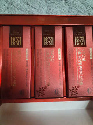 홍건강 해피한삼 진 홍삼정 원데이스틱 10g x 30포 — 5점을 준 리뷰어가 2020년 5월 올린 사용 사진