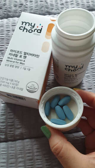 JW중외제약 마이코드 멀티비타민미네랄 포 맨 — 5점을 준 리뷰어가 2020년 7월 올린 사용 사진