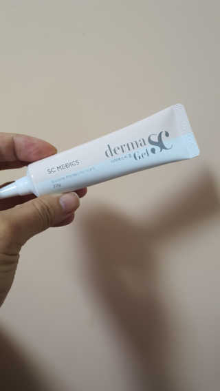 derma SC-Gel 더마에스씨 겔 20g — 4점을 준 리뷰어가 2020년 5월 올린 사용 사진
