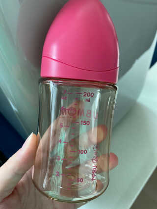유비맘 PPSU 젖병 노꼭지_200ml_컬러 랜덤 발송 — 5점을 준 리뷰어가 2020년 9월 올린 사용 사진