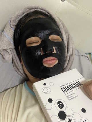트리티스 [Treatis] Facial Sheet Mask — 5점을 준 리뷰어가 2020년 11월 올린 사용 사진
