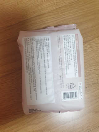 아이수 브론 몬스터 휴대용 아기 물티슈 — 5점을 준 리뷰어가 2020년 11월 올린 사용 사진