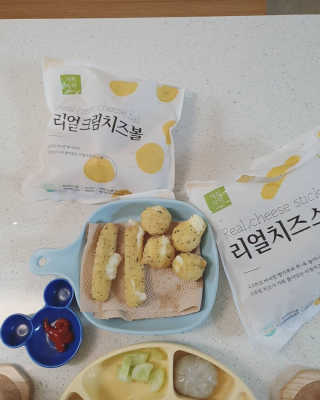 가치식탁 리얼치즈스틱, 리얼크림치즈볼 — 5점을 준 리뷰어가 2020년 9월 올린 사용 사진