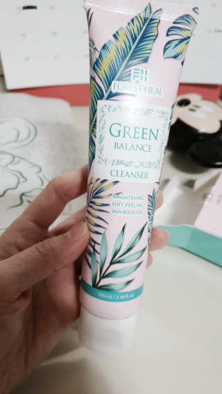 포레스트힐 SS 그린 밸런스 클렌져 100ml + 헤어밴드 — 5점을 준 리뷰어가 2020년 4월 올린 사용 사진