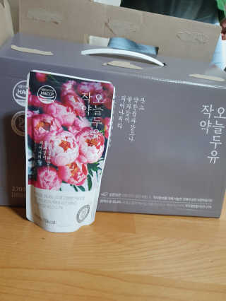 농사지음 약콩과 작두콩으로 만든 오늘두유 작약 — 4점을 준 리뷰어가 2020년 8월 올린 사용 사진