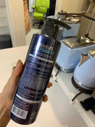 다슈코리아 다슈 데일리 단백질 한방 두피 골드 샴푸 500ml — 5점을 준 리뷰어가 2020년 12월 올린 사용 사진