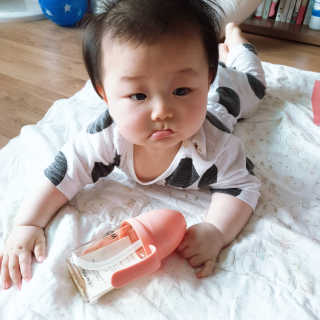 유비맘 샘방지 PPSU 빨대컵_컬러 랜덤 발송 — 5점을 준 리뷰어가 2020년 6월 올린 사용 사진