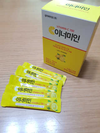 이너미인 VITAMIN-C 700 — 5점을 준 리뷰어가 2020년 8월 올린 사용 사진