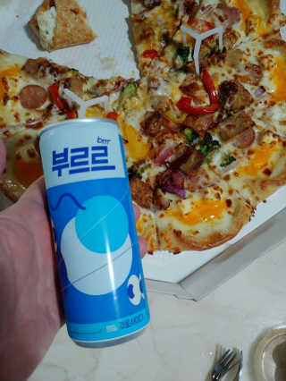 [칼로리 걱정 NO 제로칼로리 탄산음료]  부담없이 즐기는 부르르Brrr~~ 제로 사이다 — 5점을 준 리뷰어가 2020년 12월 올린 사용 사진