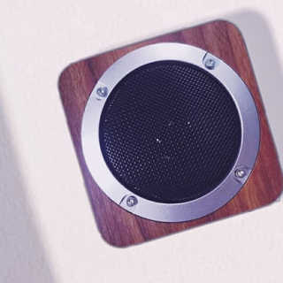 SEVIZ MINI10W 레트로 블루투스 스피커 — 4점을 준 리뷰어가 2020년 9월 올린 사용 사진
