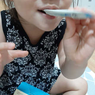 [풀무원베이비밀] 프로바이오락 베이비 뼈건강 유산균 — 5점을 준 리뷰어가 2020년 8월 올린 사용 사진