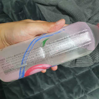 아쿠아스 플레이버워터 [아쿠아스] 제로칼로리 플레이버워터 복숭아/청포도 1BOX 20개입 — 5점을 준 리뷰어가 2020년 7월 올린 사용 사진