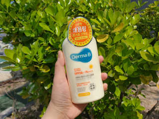 더마비 에브리데이 선블록 SPF50+PA++++ — 5점을 준 리뷰어가 2020년 4월 올린 사용 사진