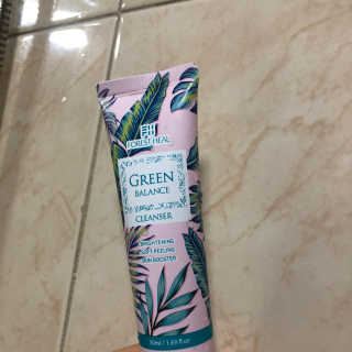 포레스트힐 SS 그린 밸런스 클렌져 50ml + 40ml — 4.5점을 준 리뷰어가 2020년 7월 올린 사용 사진