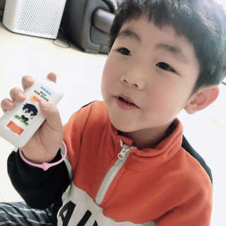 [아토앤오투]신비아파트 에디션 유아용 선케어 3종 랜덤 — 5점을 준 리뷰어가 2020년 4월 올린 사용 사진