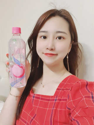 아쿠아스 플레이버워터 [아쿠아스] 제로칼로리 플레이버워터 복숭아/청포도 1BOX 20개입 — 5점을 준 리뷰어가 2020년 6월 올린 사용 사진