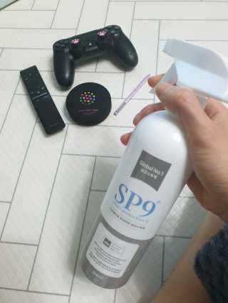 SP9 스프레이형 프리미엄 살균소독제 500ml+100ml — 5점을 준 리뷰어가 2020년 12월 올린 사용 사진