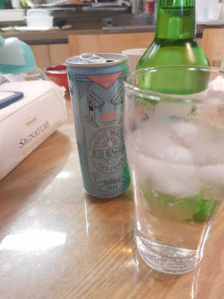 일화 소주와환상궁합 세계 3대 광천수로만든 초정토닉워터 — 5점을 준 리뷰어가 2020년 5월 올린 사용 사진