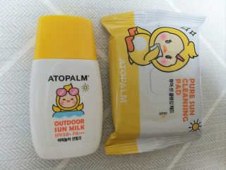아토팜 야외놀이 선밀크 SPF50+ PA+++ — 5점을 준 리뷰어가 2020년 5월 올린 사용 사진