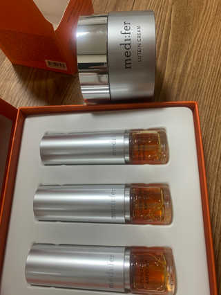 메디페르 [ 1+1 ] 루테인앰플세트 1개 + 루테인크림 50ml 1개 — 5점을 준 리뷰어가 2020년 9월 올린 사용 사진