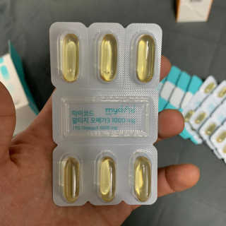 JW중외제약 마이코드 알티지 오메가3 1000 mg — 5점을 준 리뷰어가 2020년 8월 올린 사용 사진