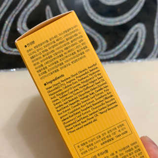 [스킨큐어] 산다화 비타민C 화이트닝 에센스 30ml — 4점을 준 리뷰어가 2020년 4월 올린 사용 사진