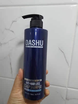 다슈코리아 다슈 데일리 단백질 한방 두피 골드 샴푸 500ml — 5점을 준 리뷰어가 2020년 4월 올린 사용 사진