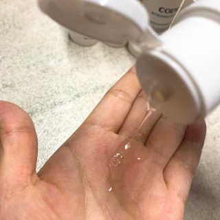 코에나샴푸 자연유래 식물성 코에나 샴푸 50ml — 4.5점을 준 리뷰어가 2020년 4월 올린 사용 사진