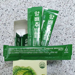 조은약초 국산 양배추즙 양배추 브로콜리 젤리 15포 x 1박스 — 4점을 준 리뷰어가 2020년 9월 올린 사용 사진