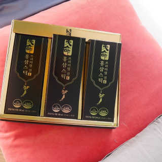 헬스업_천명진프리미엄홍삼스틱_10ml x 30포 — 5점을 준 리뷰어가 2020년 12월 올린 사용 사진