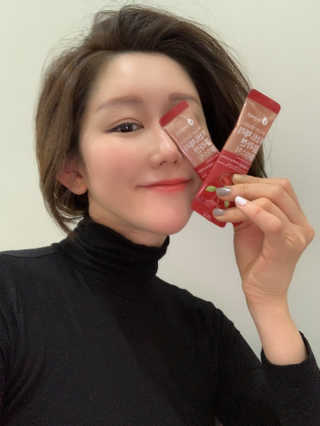 자연에온 가득담은 몽모랑시 타트체리 콜라겐 젤리스틱 — 5점을 준 리뷰어가 2020년 12월 올린 사용 사진
