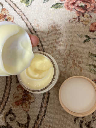 어글리프루프 크림 바이어글리 하이드레이션 샤워 50ml — 5점을 준 리뷰어가 2020년 10월 올린 사용 사진